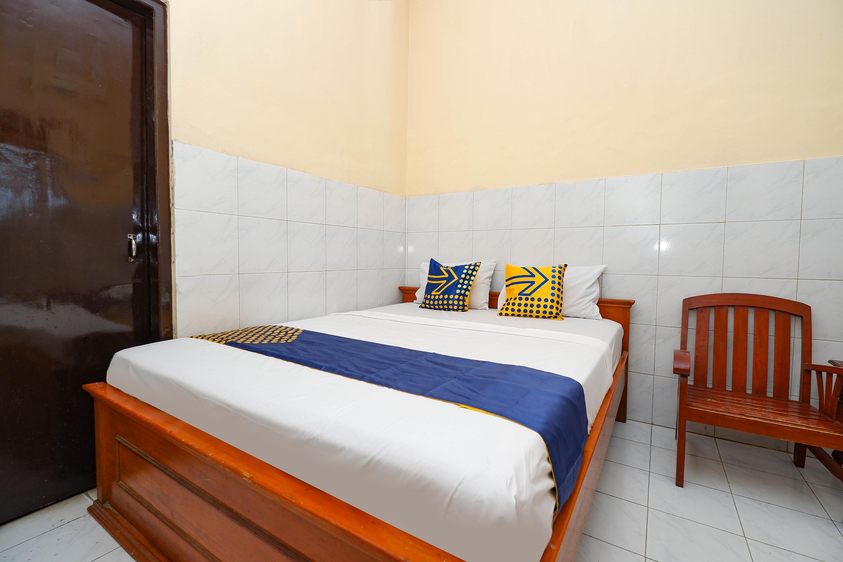 Spot On 2011 Hotel Mekar Sari Surakarta (Solo) Exterior foto