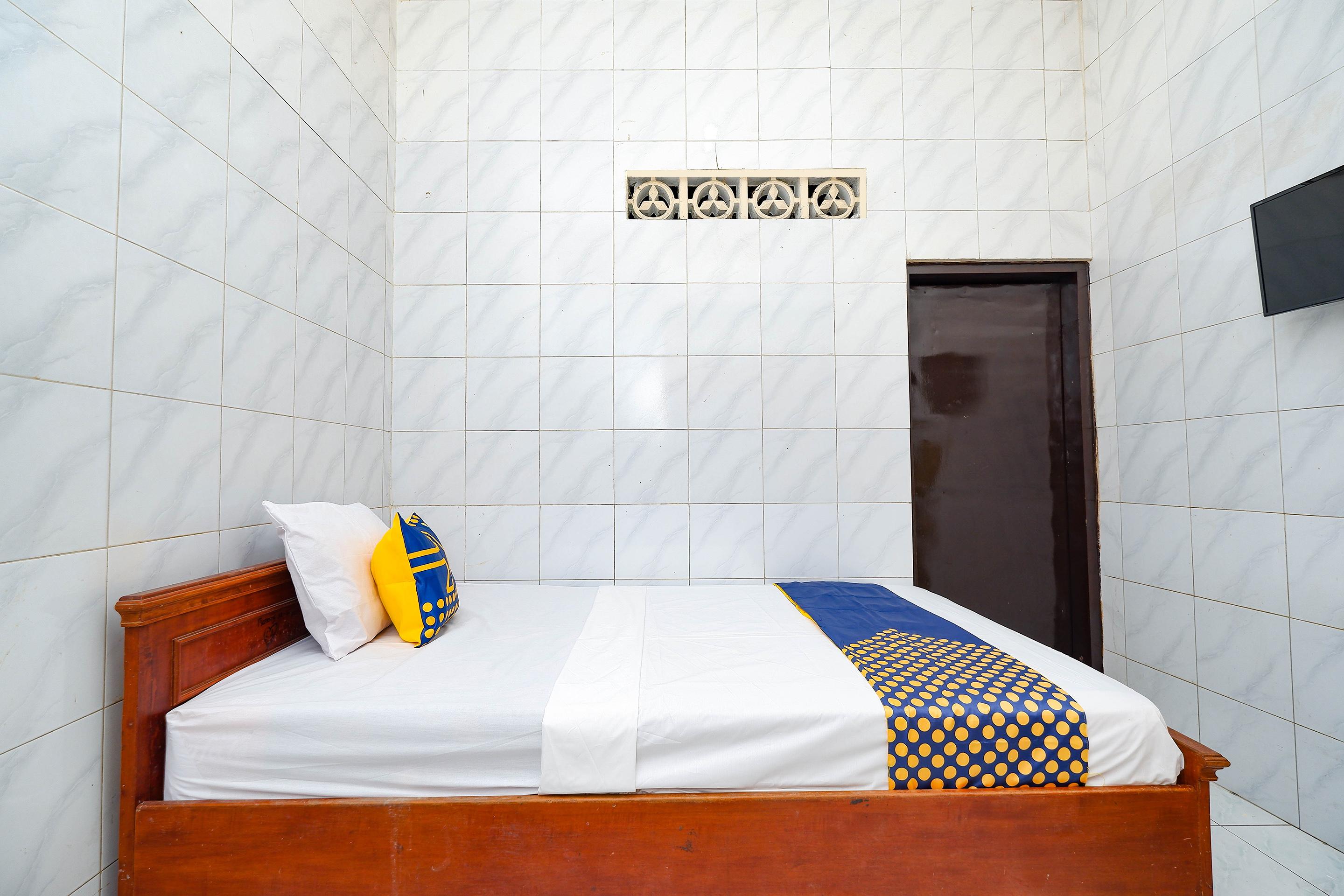 Spot On 2011 Hotel Mekar Sari Surakarta (Solo) Exterior foto