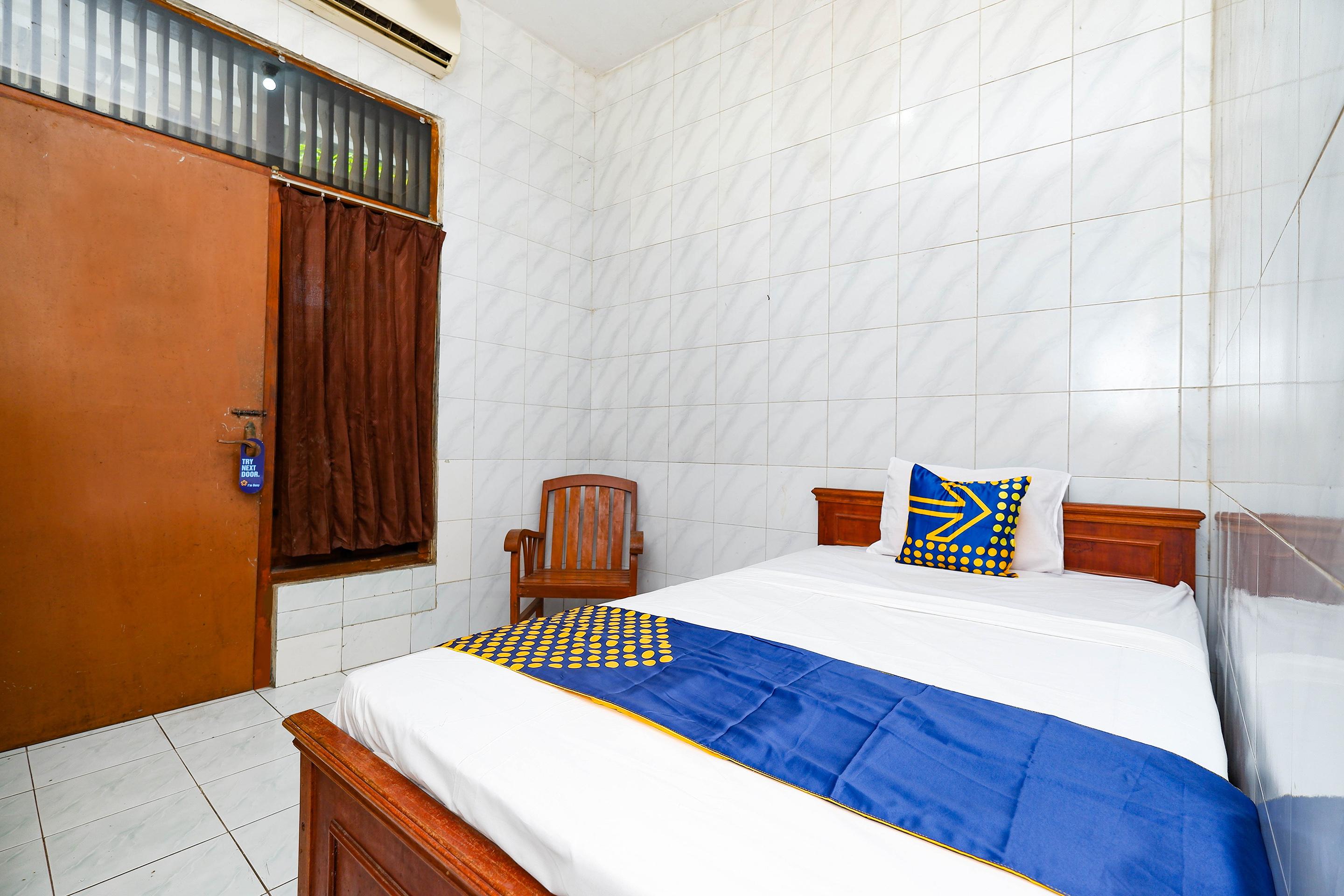 Spot On 2011 Hotel Mekar Sari Surakarta (Solo) Exterior foto